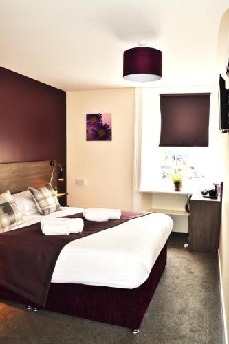 The Breadalbane Arms Room Only Hotel