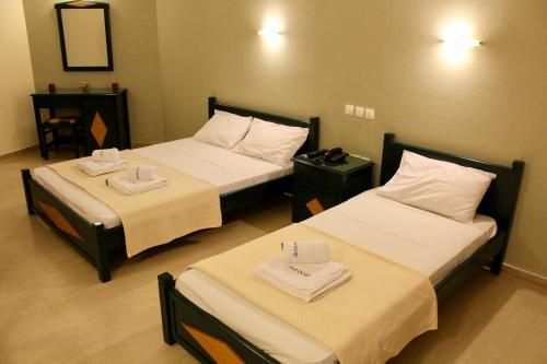 Adonis Hotel
