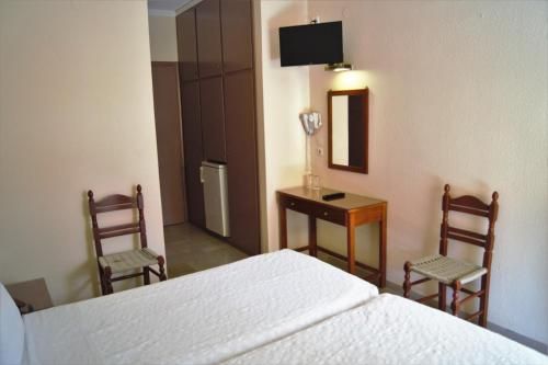 Brati - Arcoudi Hotel