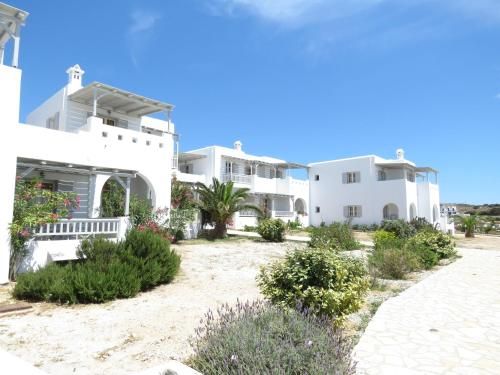 Paradise Hotel