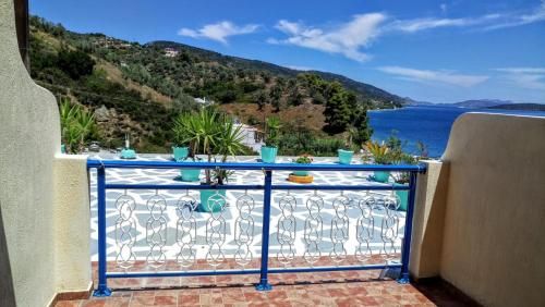 Agnanti Hotel