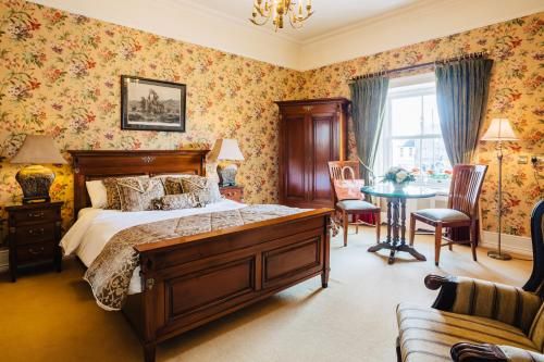 Gleeson's Restaurant & Rooms