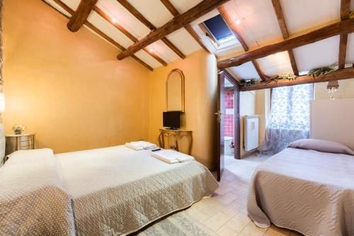 B&B Medieval House