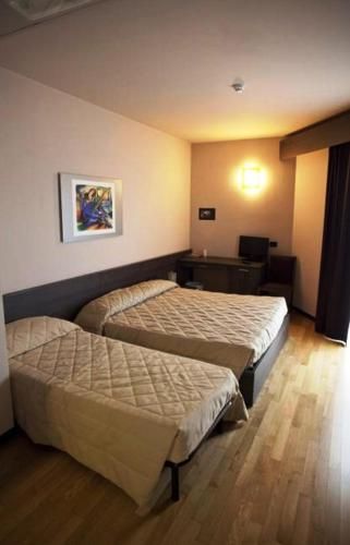 EQ Hotel