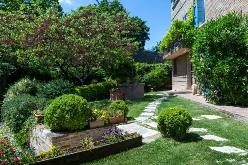 Outdoor Pictures 21