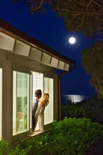 Outdoor Pictures 24