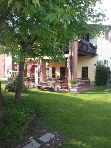 Outdoor Pictures 18