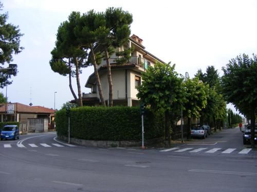 Outdoor Pictures 1