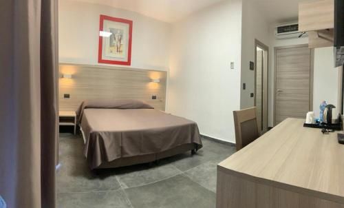 Tiby Hotel