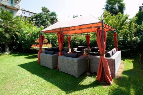 Outdoor Pictures 22
