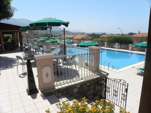 Hotel Ristorante Borgo La Tana