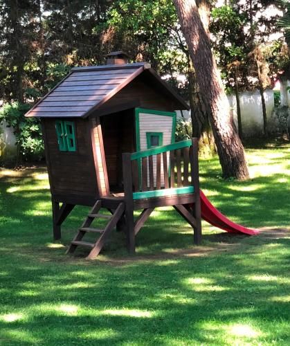 Outdoor Pictures 24