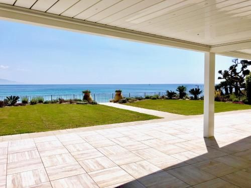 Outdoor Pictures 24