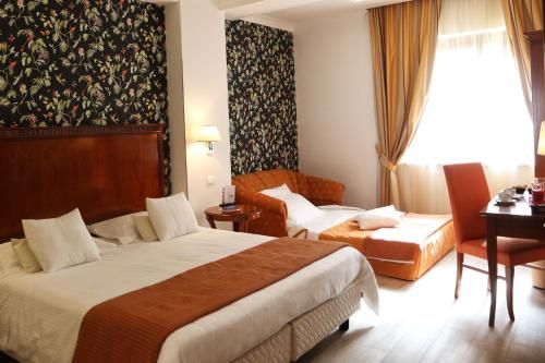 Andris Hotel