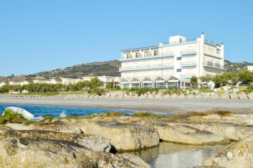 CapoNettuno Hotel Frontemare