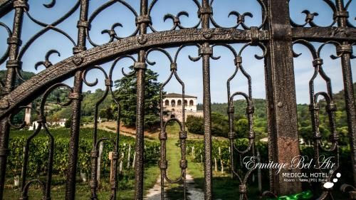 Outdoor Pictures 23