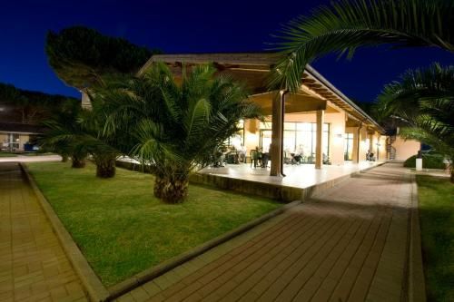Outdoor Pictures 24