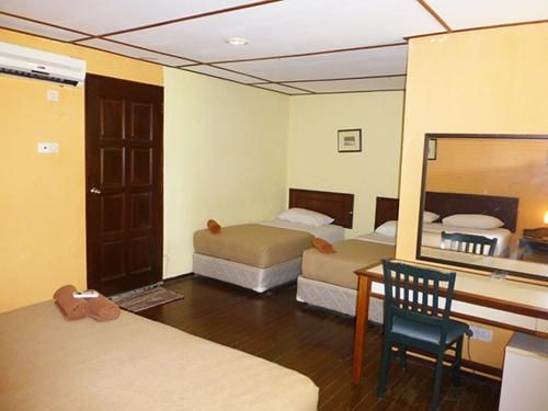 D'Coconut Island Resort
