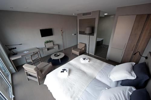 Asgard Hotel