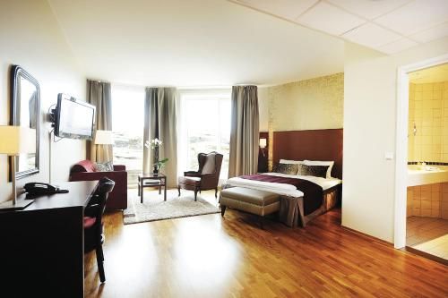 Sola Strand Hotel