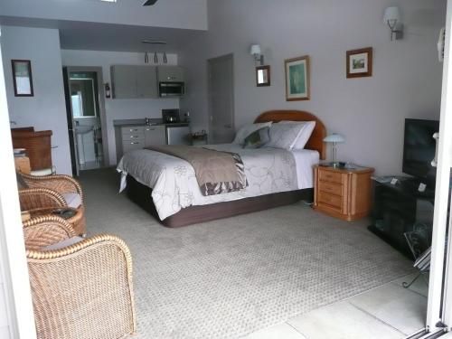 Waimanu Lodge Whangaroa Harbour