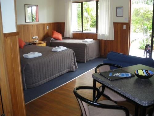 Punakaiki Beachfront Motels