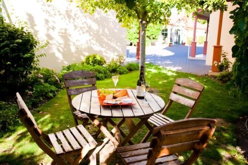 Outdoor Pictures 21