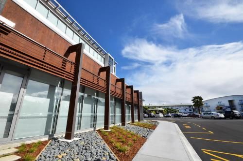 Jet Park Airport Hotel
