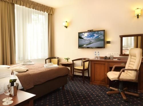 Aura - Hotel & Restaurant & Sauna