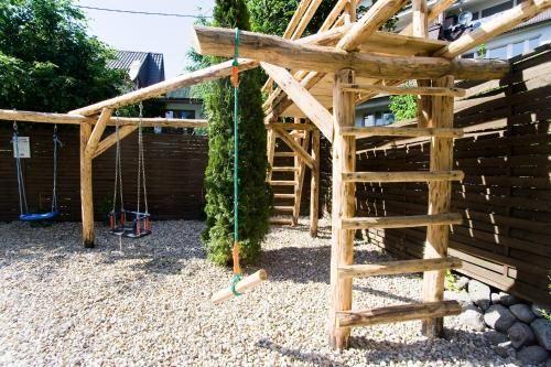 Outdoor Pictures 24