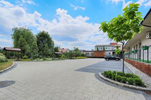 Outdoor Pictures 24