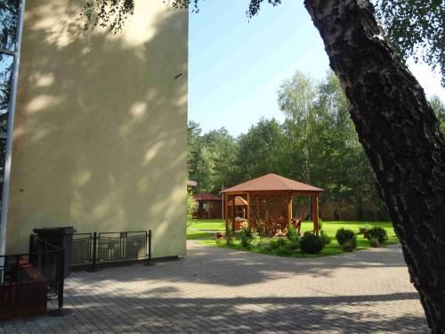 Outdoor Pictures 24