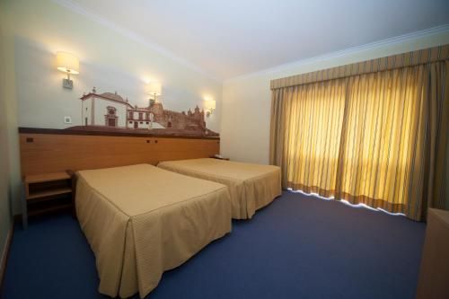 Hotel Feira Pedra Bela