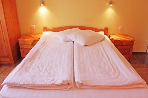 Raza Soarelui Pension (Adults only)