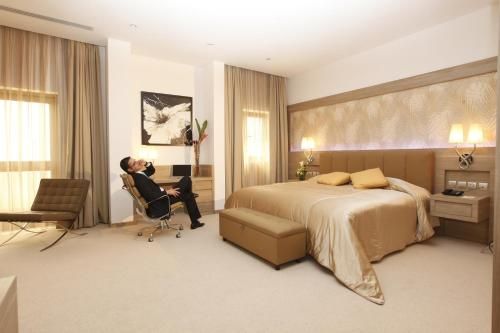 Carlton Al Moaibed Hotel
