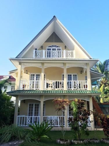 Captain's Villa