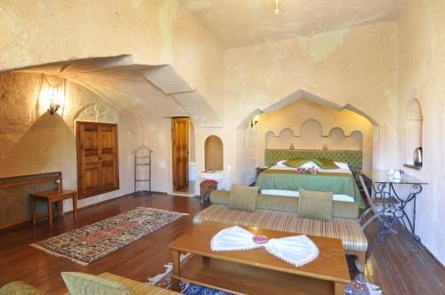 Alfina Cave Hotel-Special Category