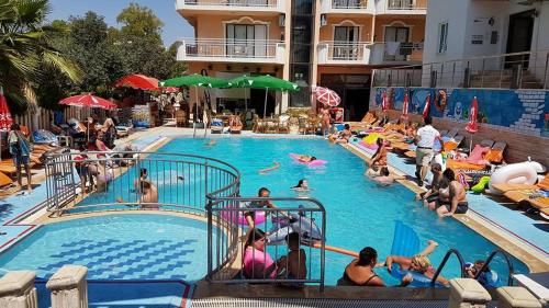 Mutlu Apart Hotel