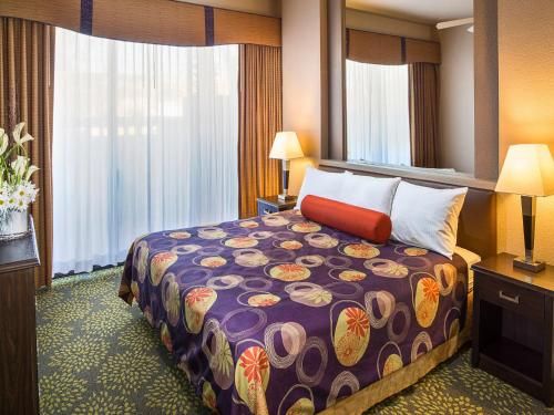 London Bridge Resort