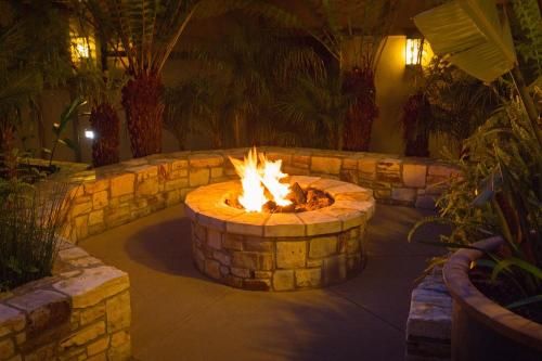 Outdoor Pictures 16