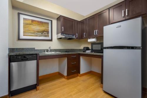 Homewood Suites by Hilton Newark Fremont