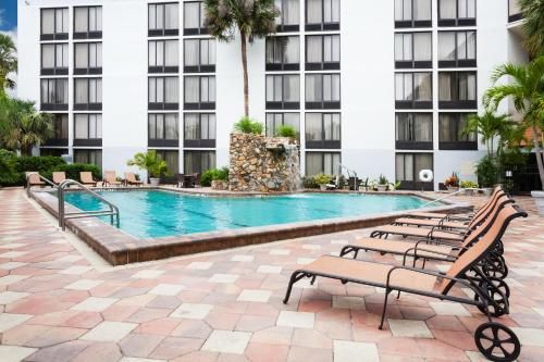 Crowne Plaza Hotel Fort Myers at Bell Tower Shops, an IHG Hotel