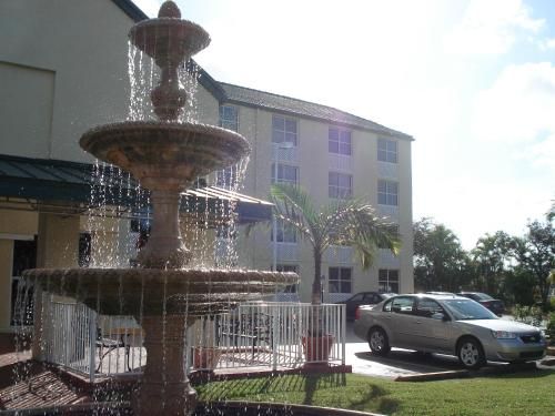 Country Inn & Suites by Radisson, Miami (Kendall), FL