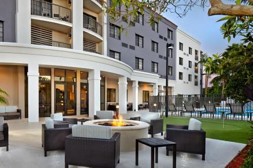 Courtyard by Marriott Stuart