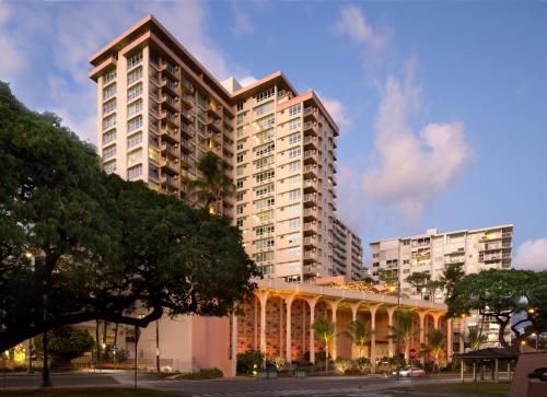 Queen Kapiolani Hotel