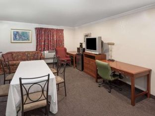 Hotel Image 4