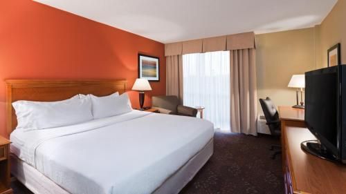 Holiday Inn Cincinnati-Riverfront, an IHG Hotel