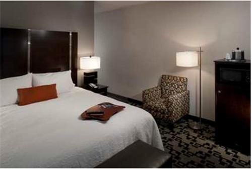 Hampton Inn and Suites Marksville