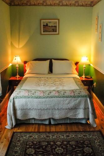 The Victorian Candle Bed & Breakfast