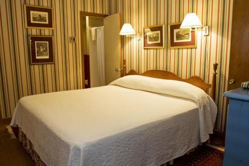 Sandaway Suites & Beach